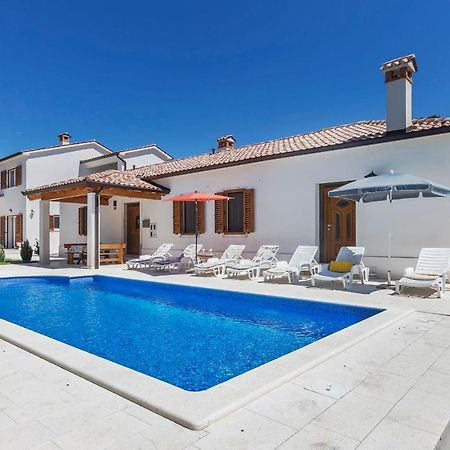 Villa Ana لابين المظهر الخارجي الصورة